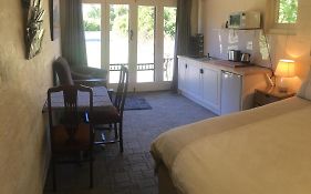 Pierrepoint Accommodation